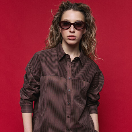 CAMISA LINAR Chocolate