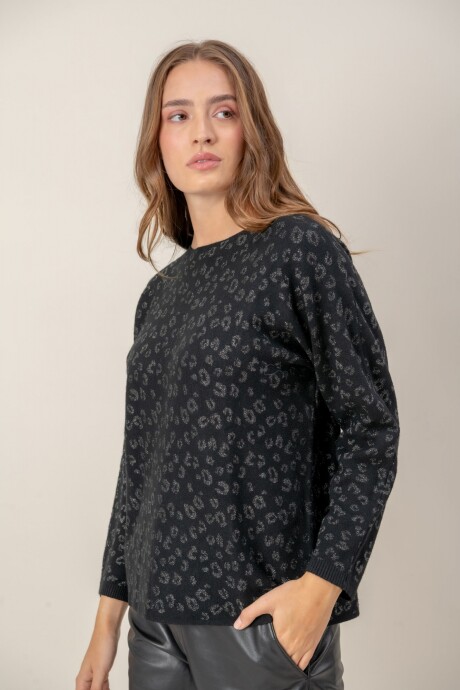 Sweater Dark Negro