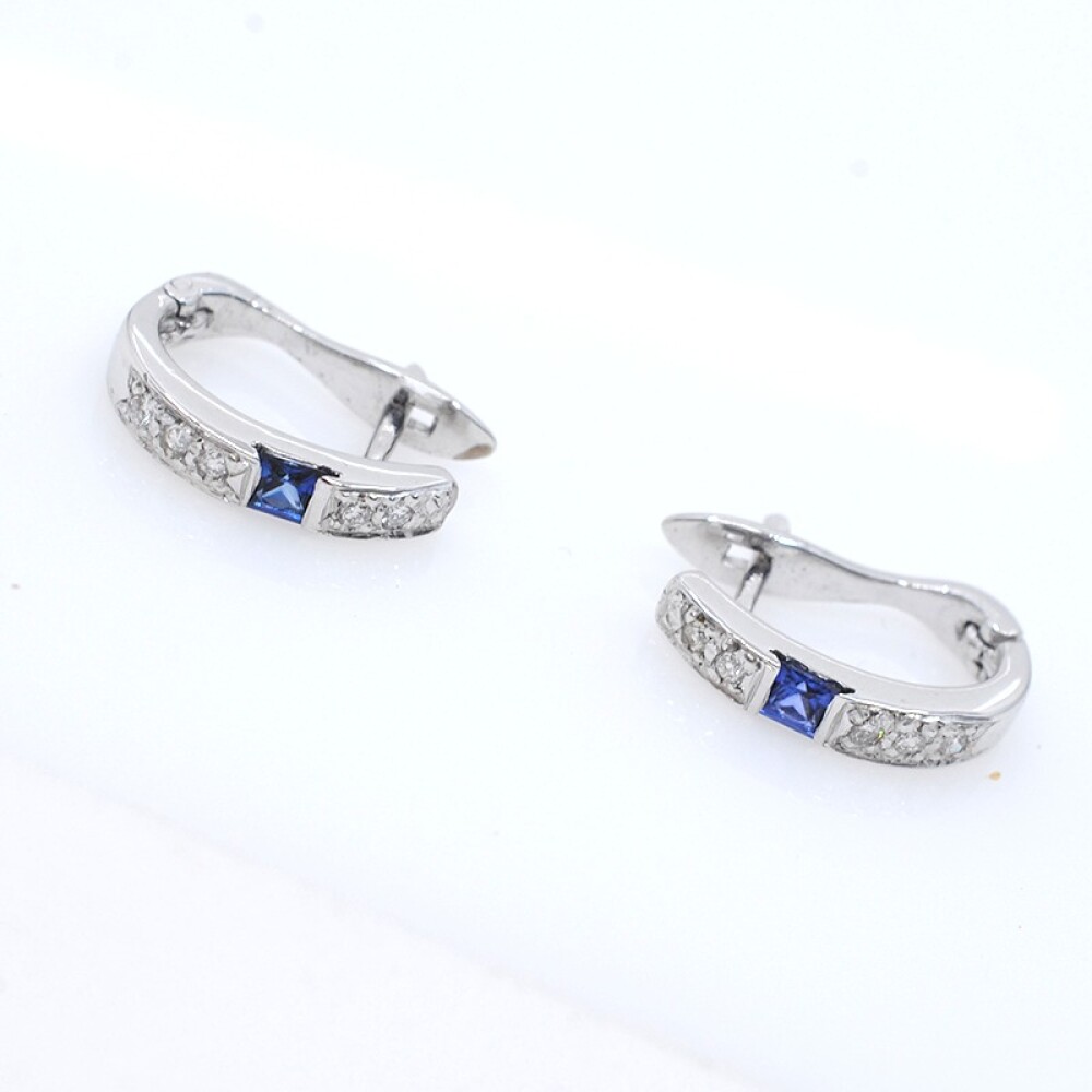 Aros en oro 18k blanco, zafiros y brillantes Aros en oro 18k blanco, zafiros y brillantes