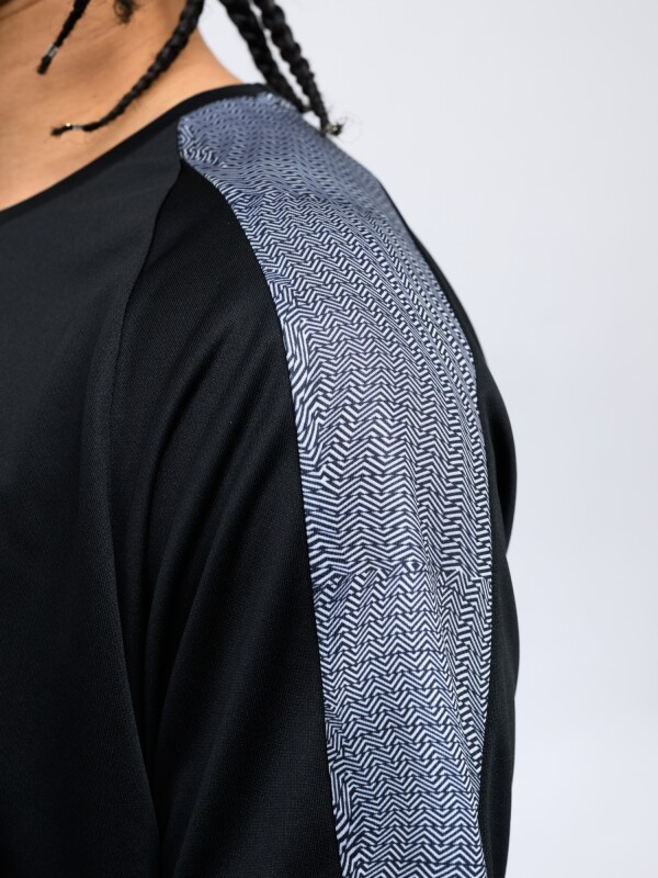 REMERA VIVE Umbro Hombre 025