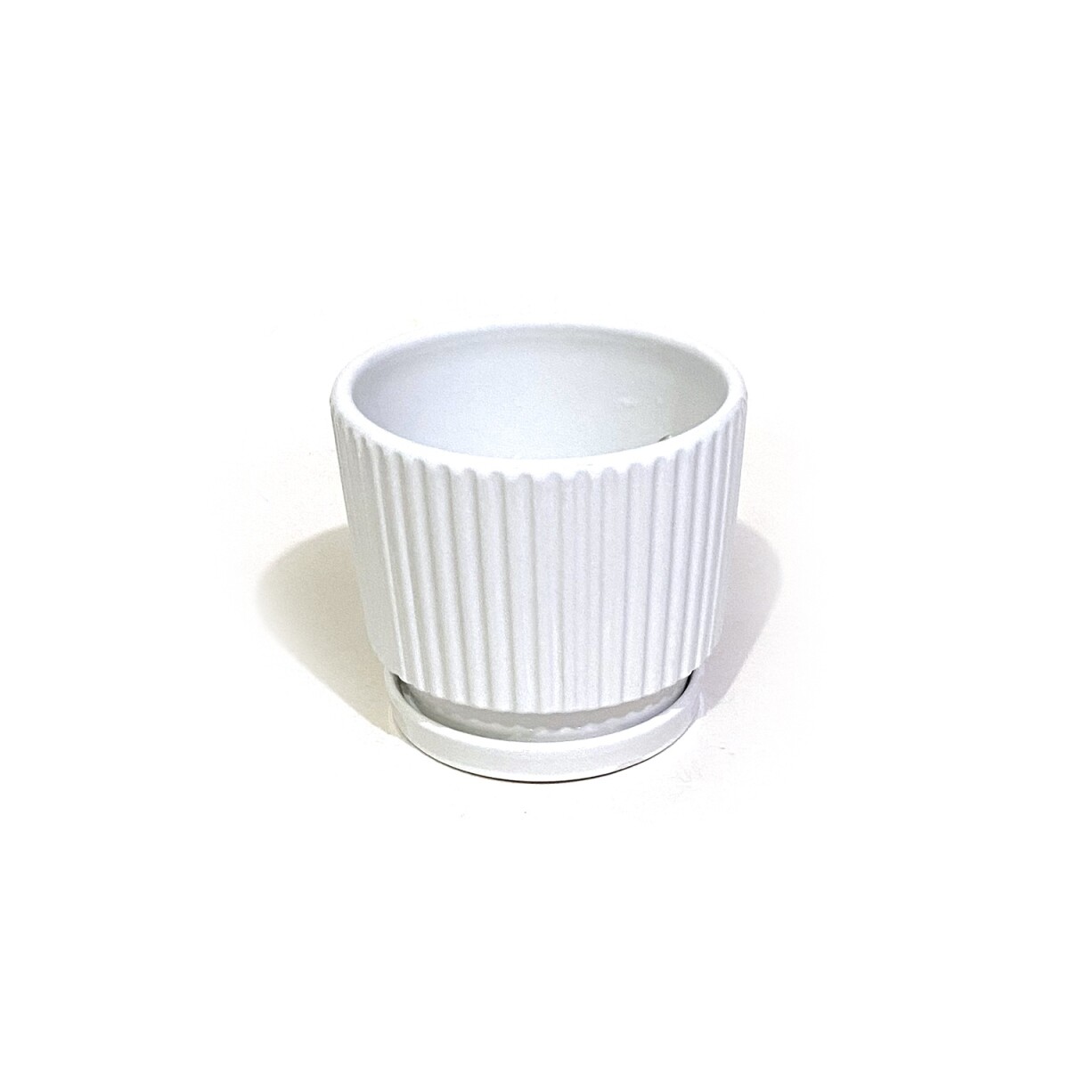 Maceta Ceramica Blanca Con Rayas 17,5x 15,8 