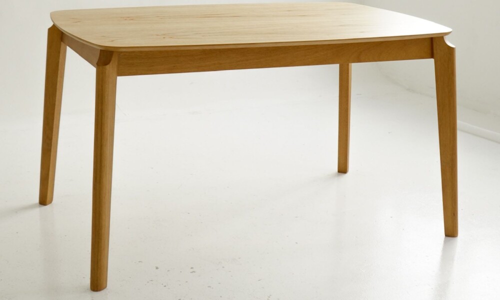Mesa BRIDA 1.35 m Mesa BRIDA 1.35 m