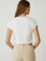 Remera Garmos Marfil / Off White