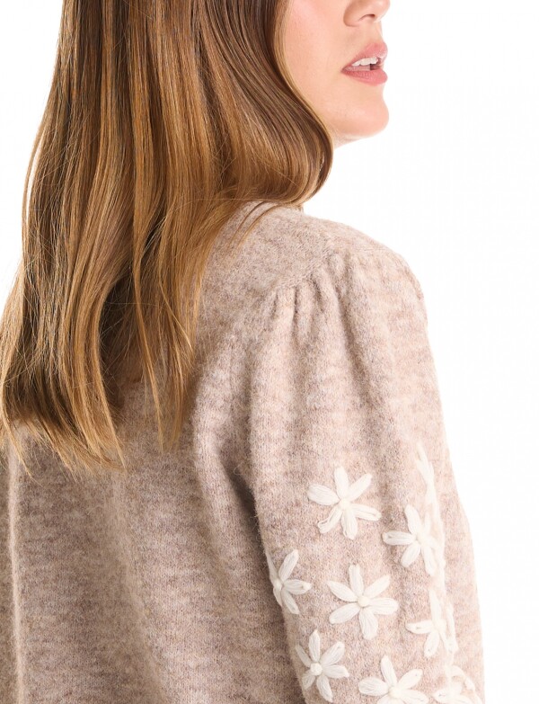 Buzo Lana Bordada TOSTADO