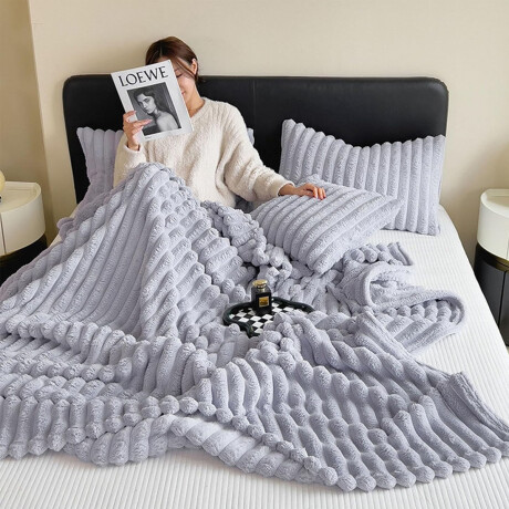 Manta Frazada Polar 1 Plaza Acanalada Suave Cálida Cama Sofá Lila