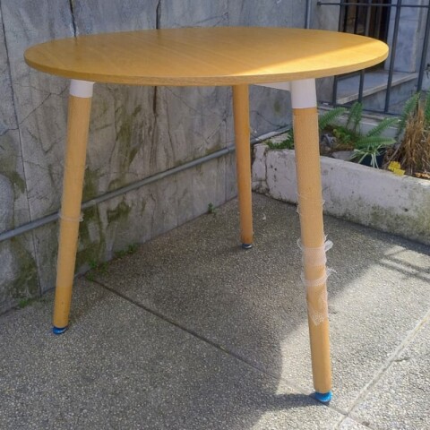 [OUTLET] Mesa Eames Redonda de Madera para Comedor o Exterior [PEQUEÑAS RAYAS EN LA TAPA] [OUTLET] Mesa Eames Redonda de Madera para Comedor o Exterior [PEQUEÑAS RAYAS EN LA TAPA]