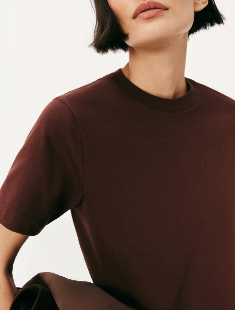 BLUSA FEMENINA SUPER COTTON MANGA CORTA MARRÓN
