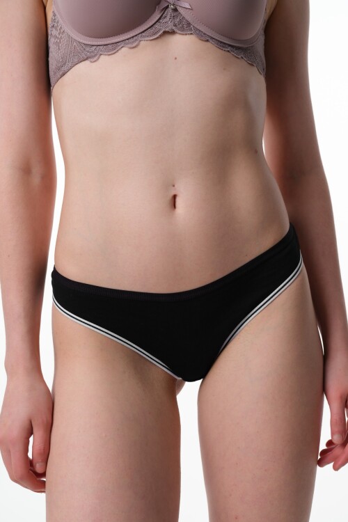 Colaless Antonia Negro
