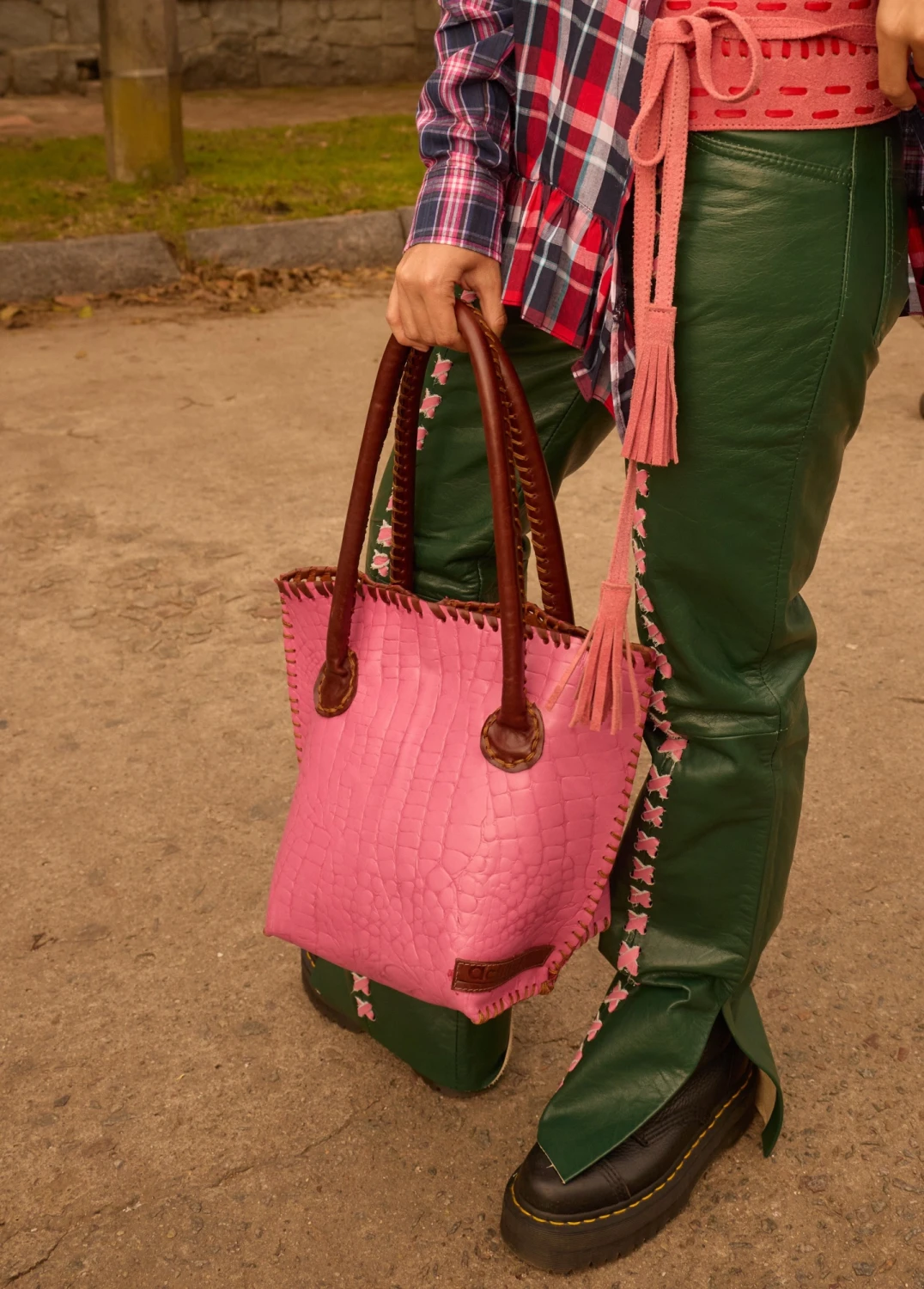 Medium All Season Bag - Chocolate