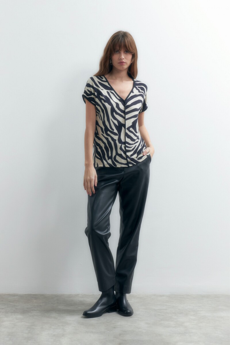 Blusa animal print - negro 