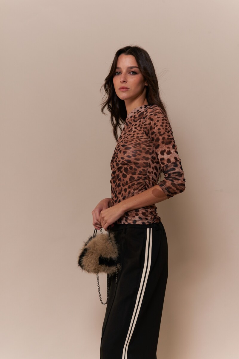 Remera Madin MARRON