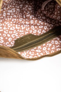 Cartera Gamuza Vegana Flecos Oliva