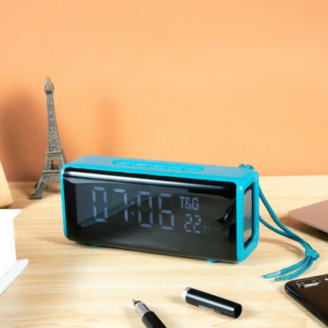 Reloj Despertador Y Parlante Bluetooth Fm Usb Sd A Batería Verde