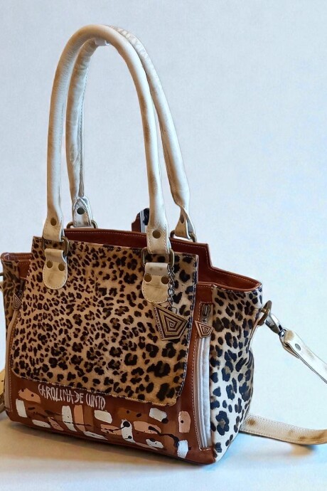 Cartera MILA Con Arte Pintada A Mano Terra Y Print.