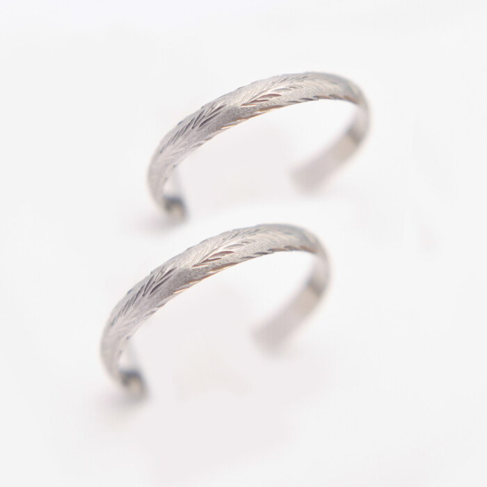 Par de Alianzas y Cintillo en oro 18k Blanco 3mm Finas Labradas Par de Alianzas y Cintillo en oro 18k Blanco 3mm Finas Labradas