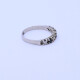 Anillo medio sin fin oro 18k blanco brillantes y zafiros. Anillo medio sin fin oro 18k blanco brillantes y zafiros.