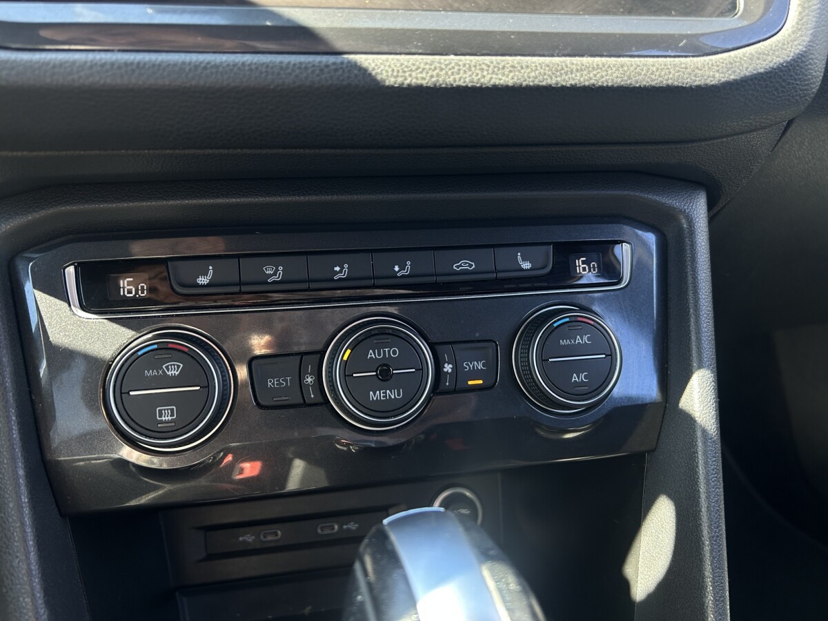 Volkswagen Tiguan 2021 EXCELENTE ESTADO! | Permuta/ Financia Volkswagen Tiguan 2021 EXCELENTE ESTADO! | Permuta/ Financia