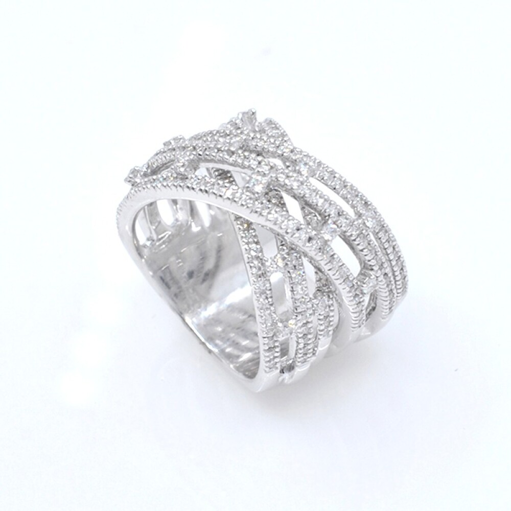 Anillo en oro 18k blanco y brillantes Anillo en oro 18k blanco y brillantes