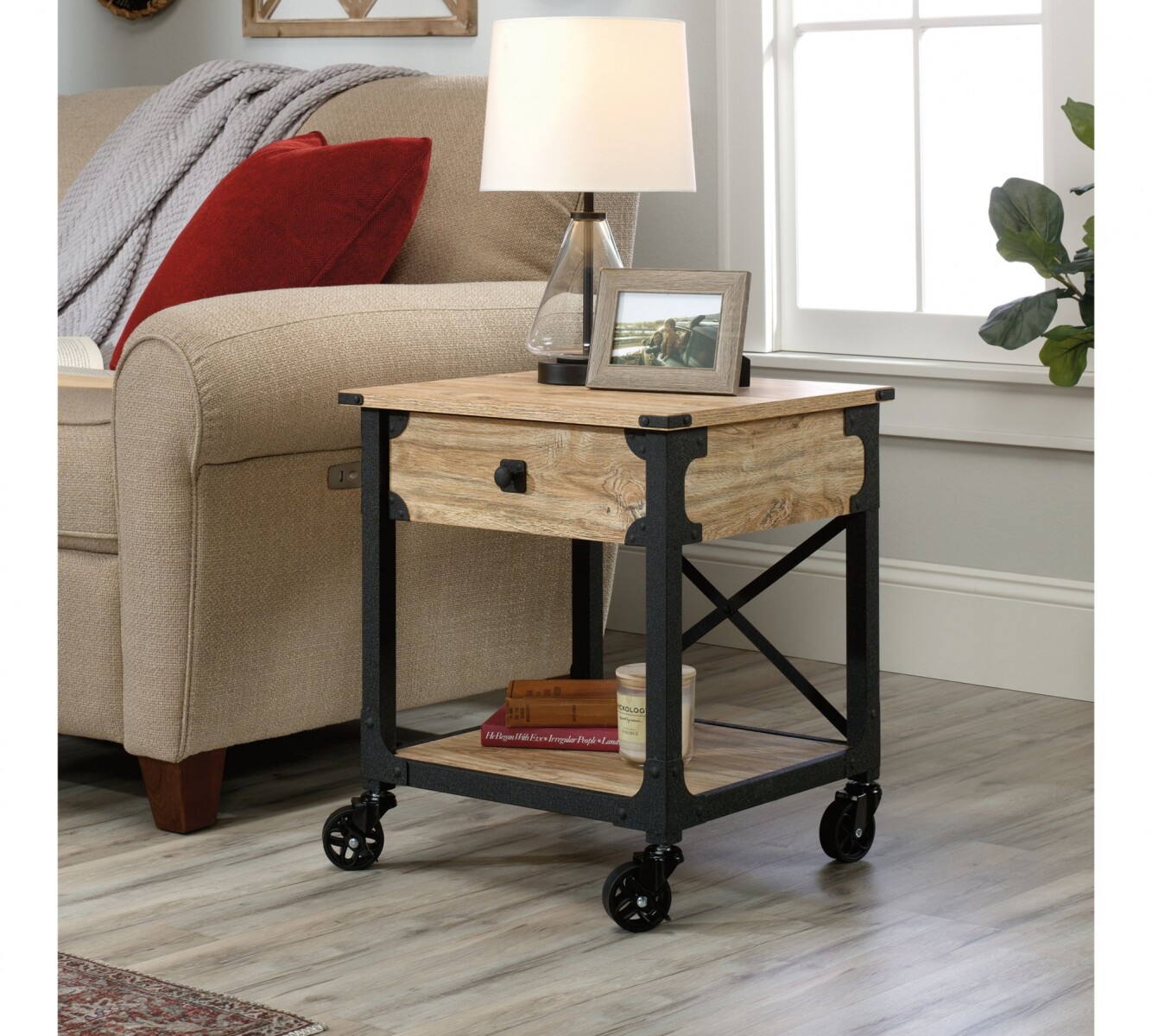 Mesa de Arrime - Sauder - Linea Steel River 