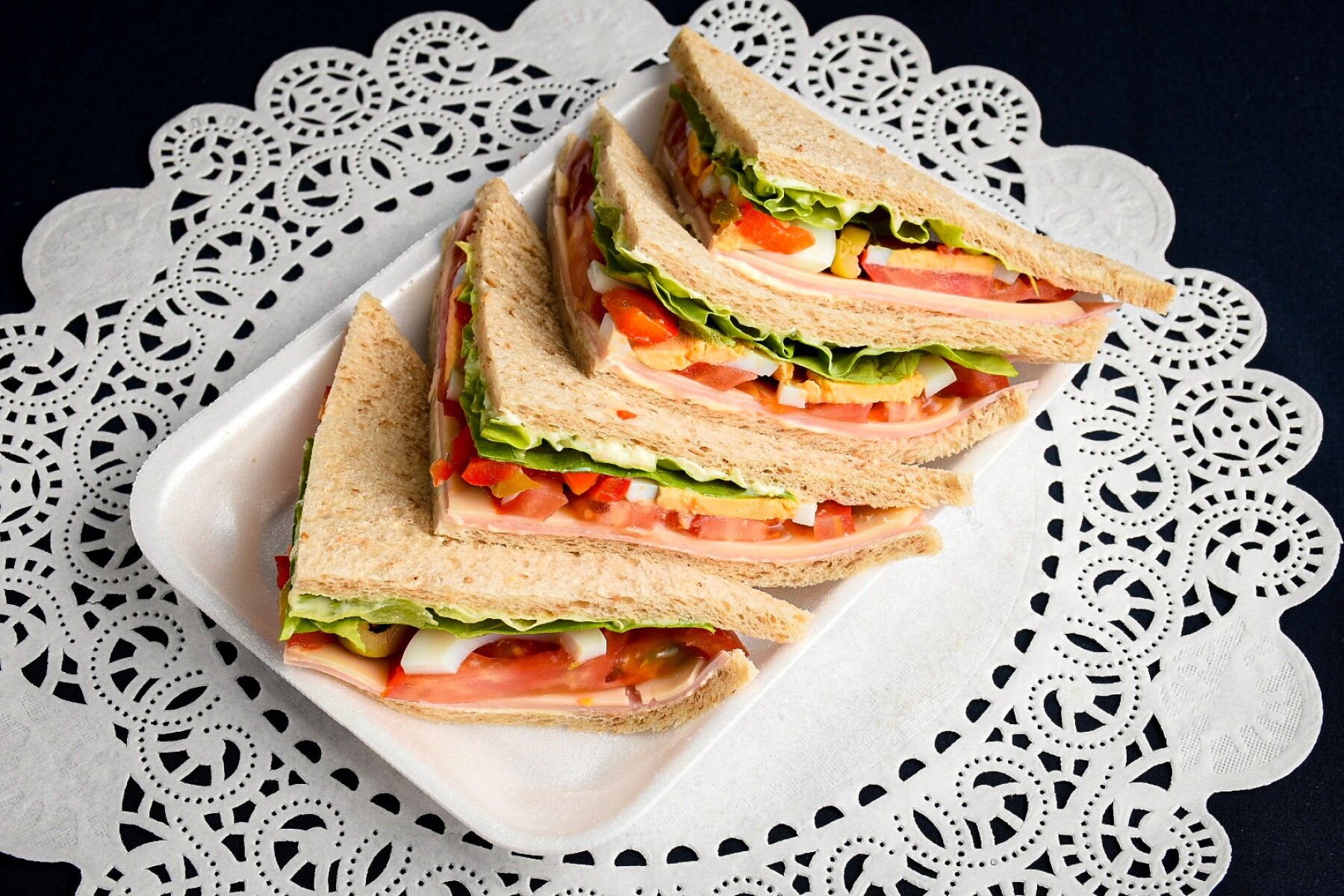 Sandwich Olímpico (4 unidades) - Pan negro 