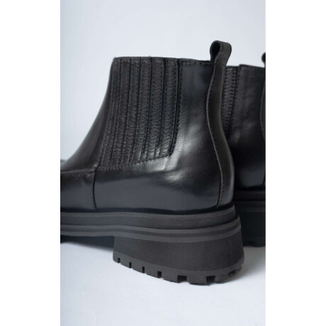 Bota Ruma Black