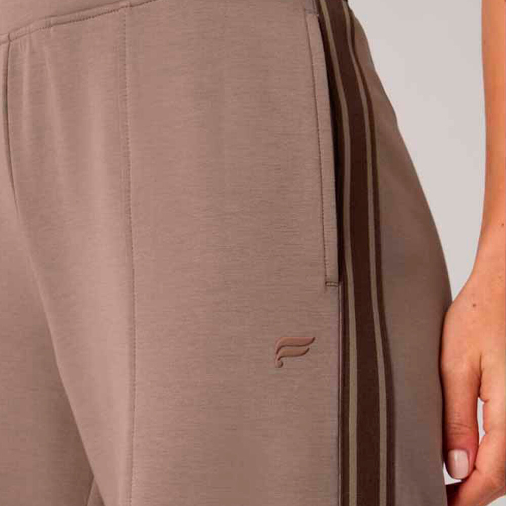 Pantalón Elevated Track Pant Mujer Desert Shadows/dark Sienna