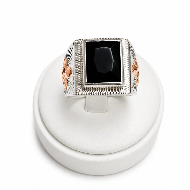Anillo sello caballero piedra rectangular zafiro Anillo sello caballero piedra rectangular zafiro