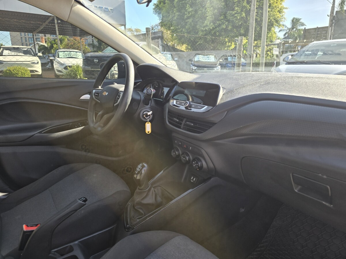 Chevrolet Onix LS 1.2 Extra Full| Permuta / Financia Chevrolet Onix LS 1.2 Extra Full| Permuta / Financia