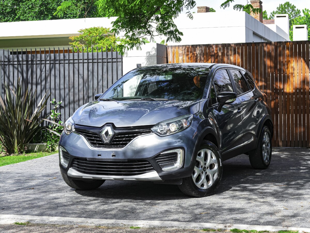 Renault Grand Captur Zen 2.0 MT| Permuta / Financia Renault Grand Captur Zen 2.0 MT| Permuta / Financia