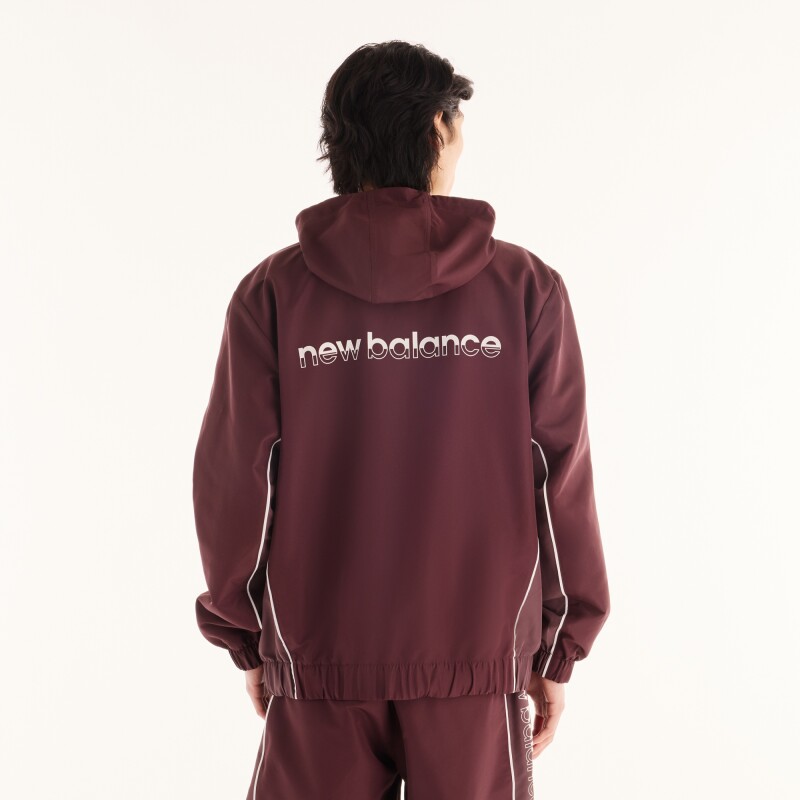 Campera Lifestyle New Balance de Hombre Trackside MJ62Y8SJYL BORDEAUX