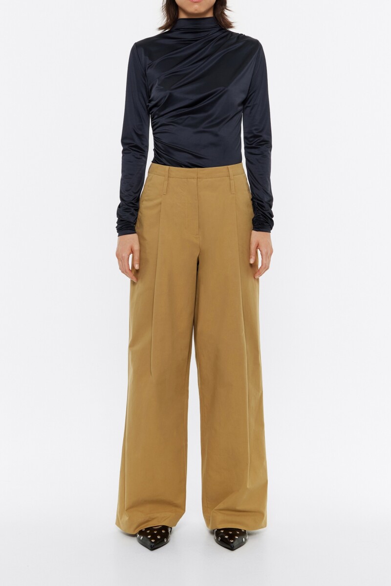 PANTALÓN PINZAS 
