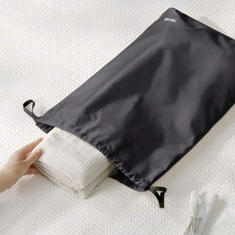 Set de 6 organizadores de ropa para viaje Negro