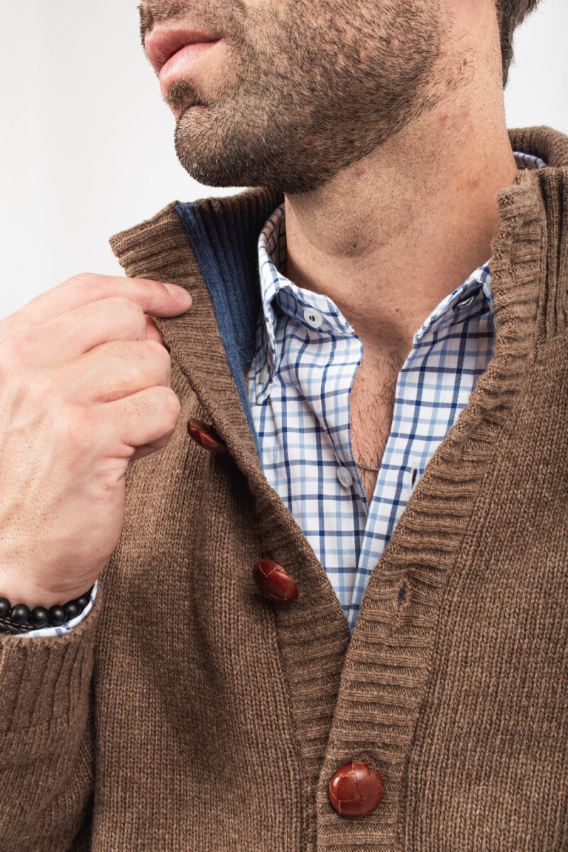 CARDIGAN C BOTONES MARRON