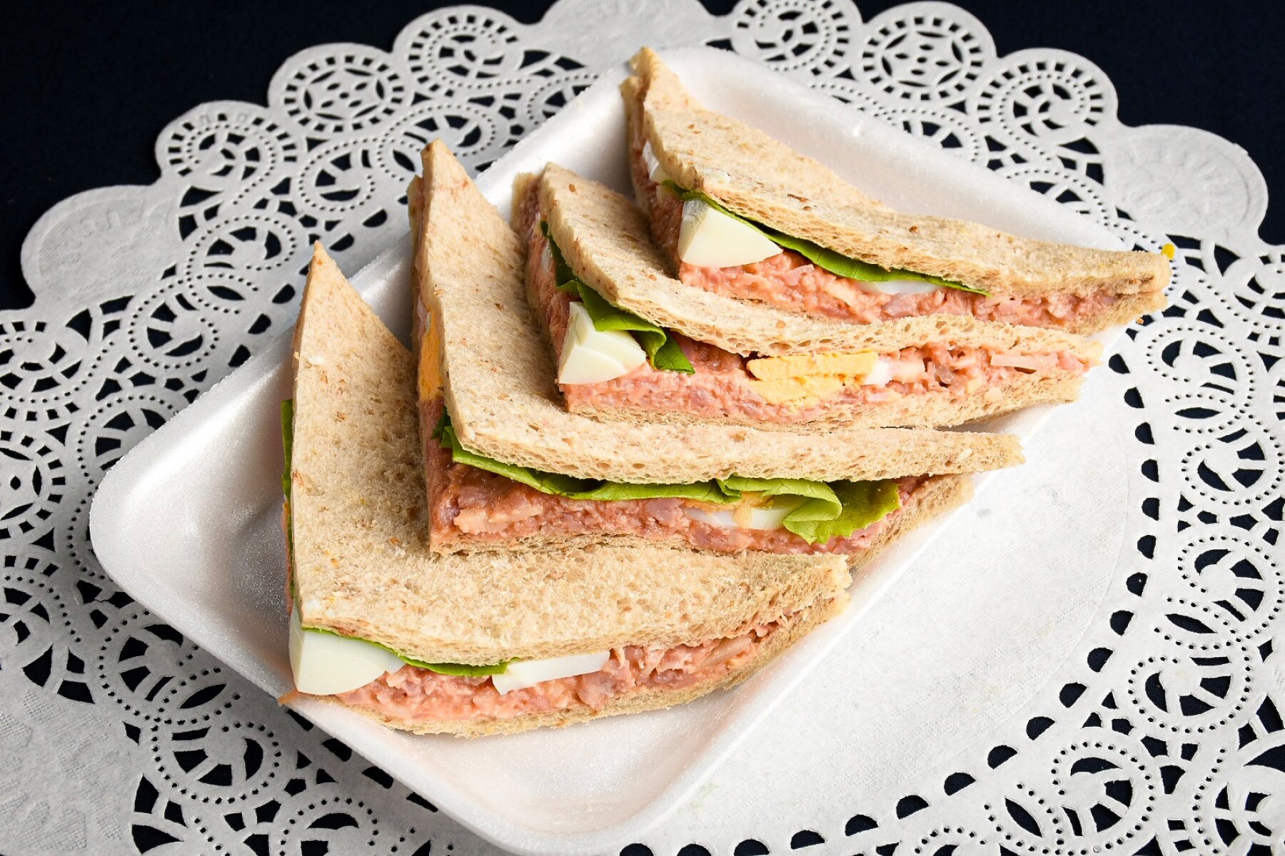Sandwich de palmitos (4 unidades) - Pan negro 