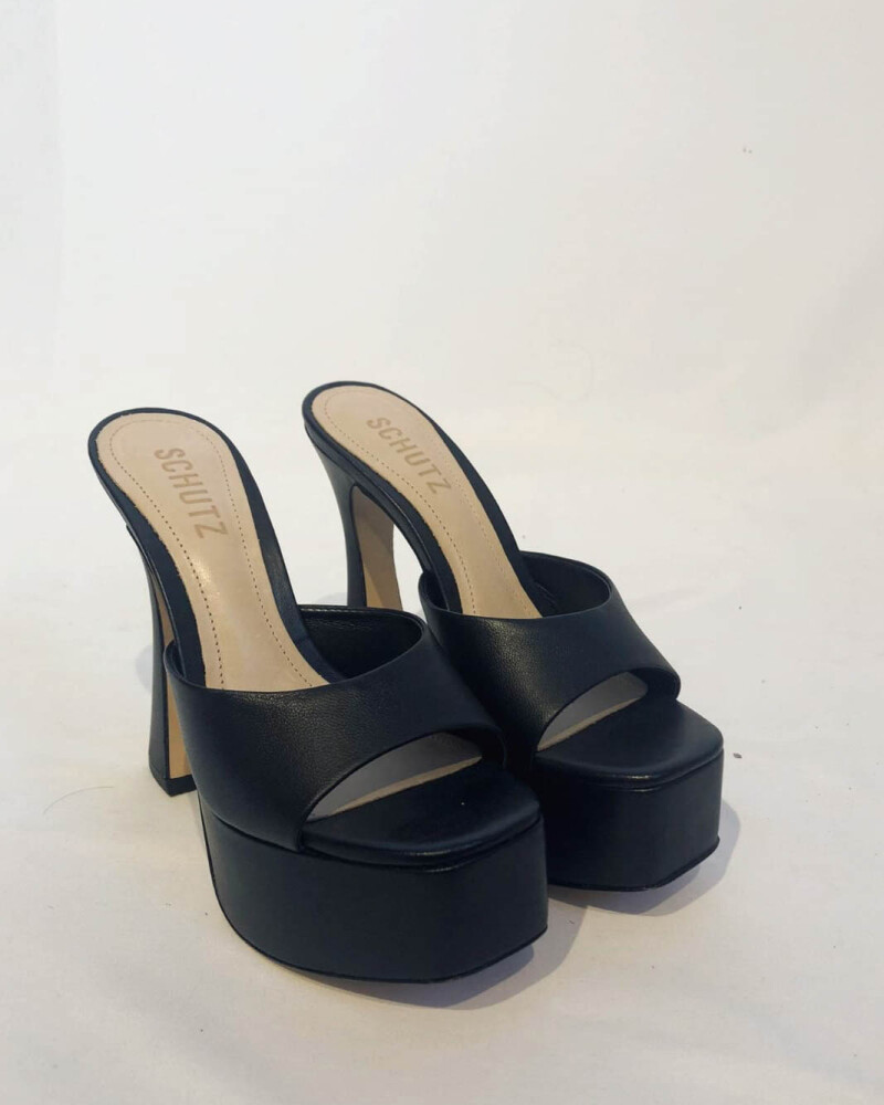 Sandalia Taco Alto Plataforma Negro U