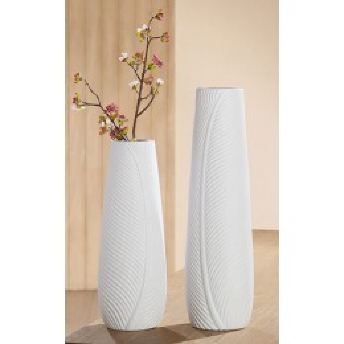 Florero ceramico - blanco mate - Altura: 45 cms 