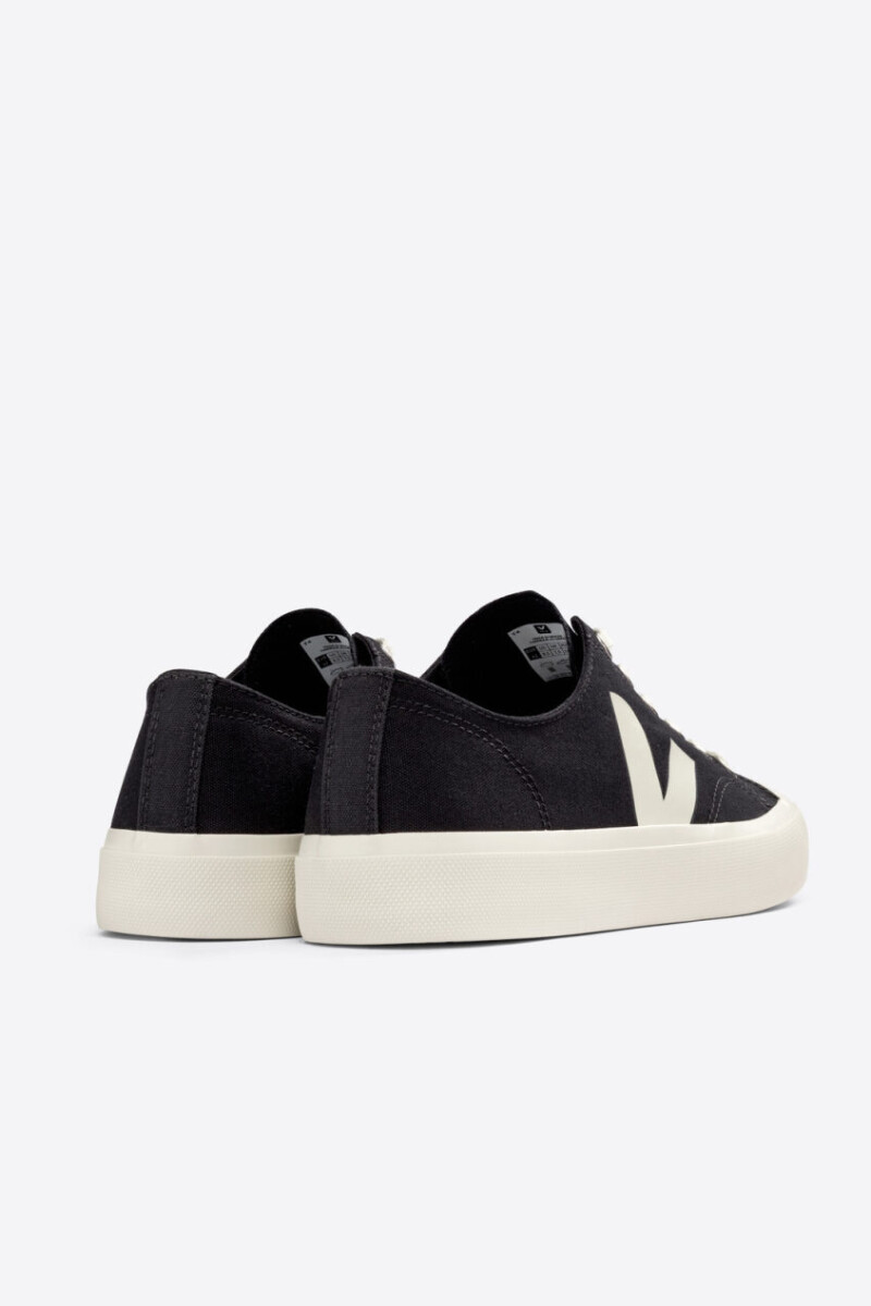 ZAPATILLA Wata II Low Negro