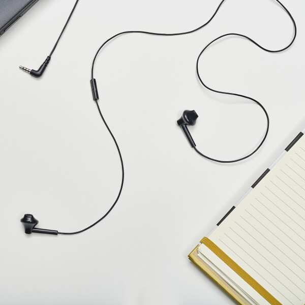 Auricular In Ear Deporte Micrófono Panasonic Rp-tcm55e Variante Color Negro