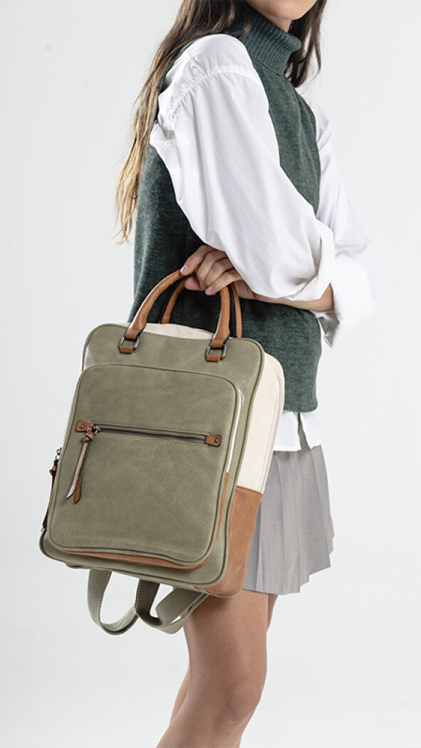 MOCHILA CARACAS LAUREL ARENA Y SUELA
