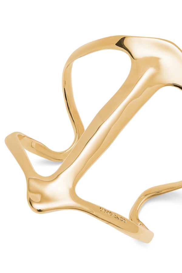 PULSERA RÍGIDA DE ALEACIÓN DE MATALES BAÑADO EN PLATA DE LEY ESTRUCTURA MANTARRAYA Pulsera