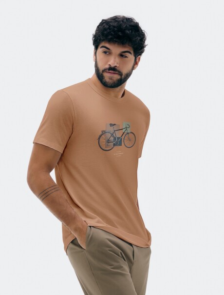 CAMISETA CON ESTAMPA MARRÓN