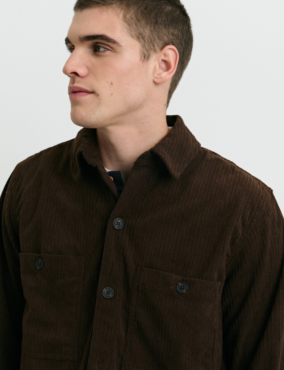 300570 SOBRECAMISA HARRY Chocolate