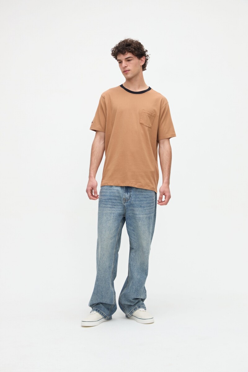 Remera Jay - Tostado 