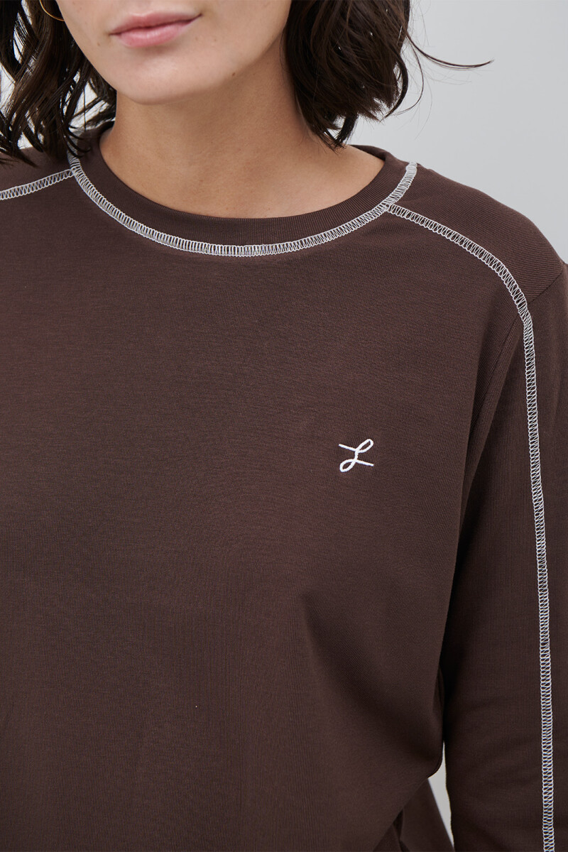 REMERA GLACIAR MARRON