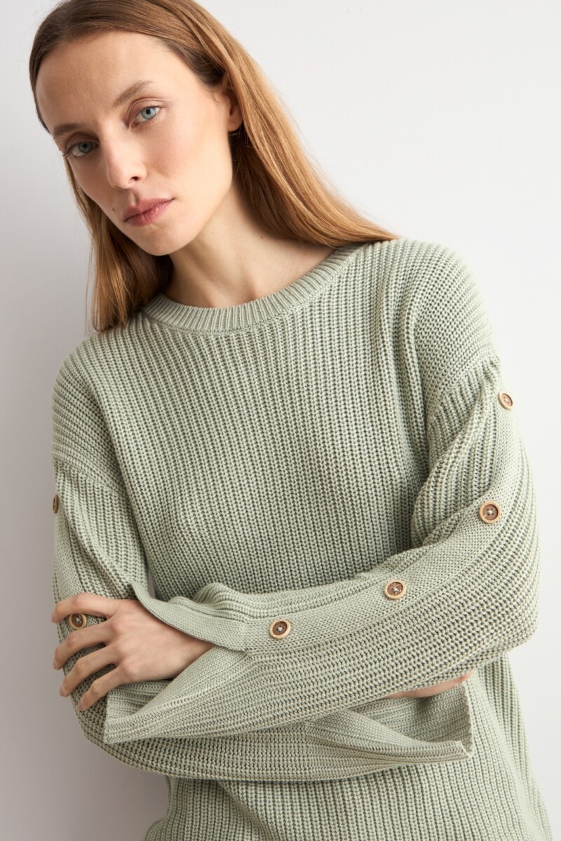 Sweater con botones verde pastel