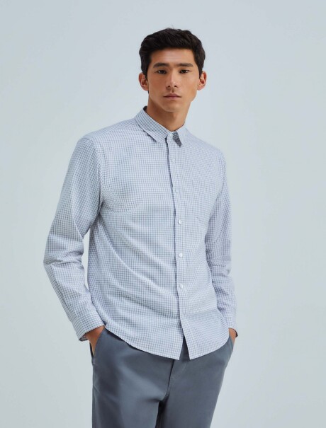 CAMISA MODELO SLIM A CUADRILLÉ VERDE
