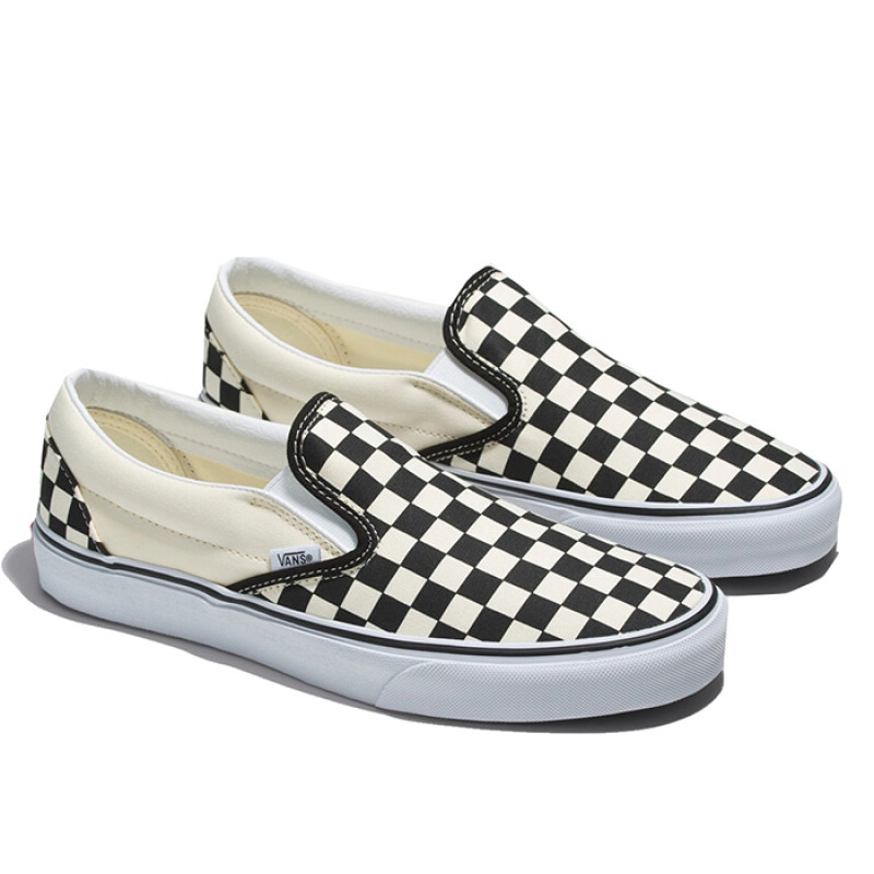 Classics - Vans - VANS UA CLASSIC SLIP-ON de Unisex - VN000EYEBWW Negro-blanco