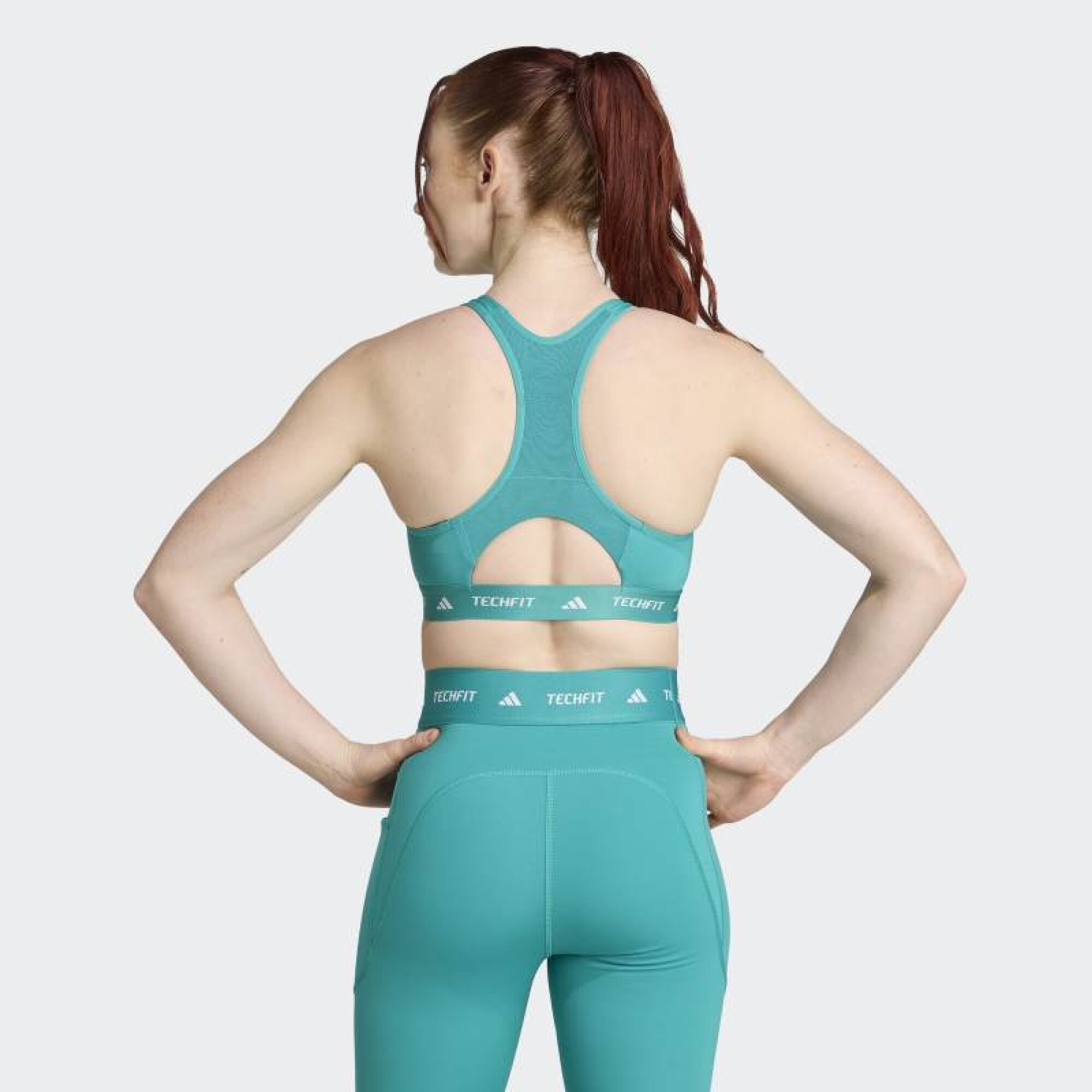 Top Adidas TECHFIT - Verde — Fitpoint