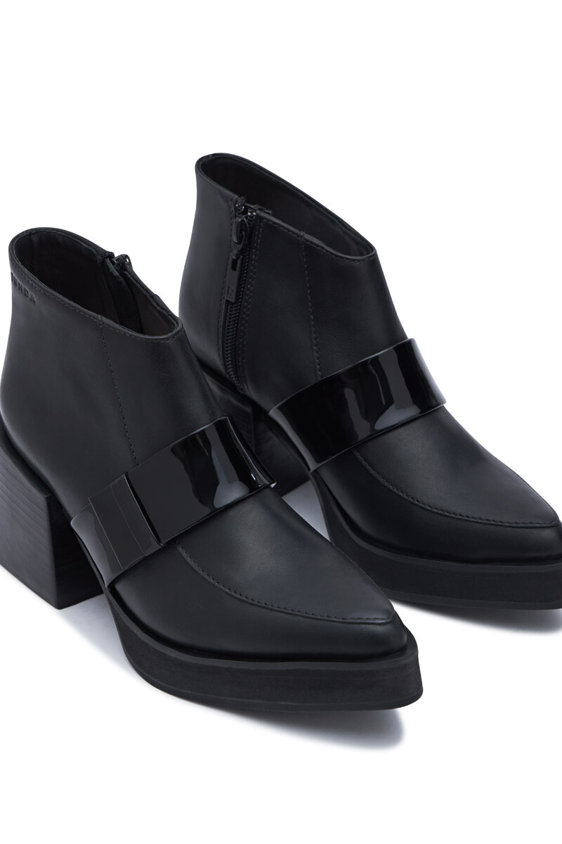 Loupe Black