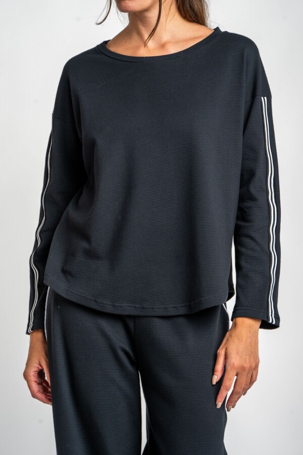 Sweater Negro